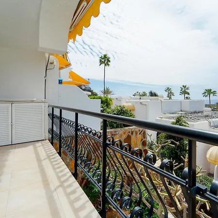 Апартаменты Aquamarina Luxury House By Canarias Prime Homes *