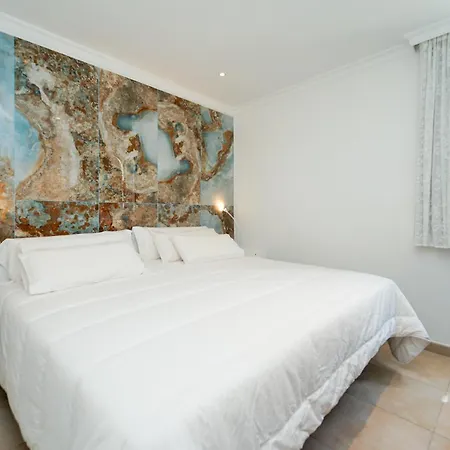 Апартаменты Aquamarina Luxury House By Canarias Prime Homes *