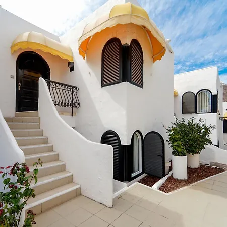 Апартаменты Aquamarina Luxury House By Canarias Prime Homes