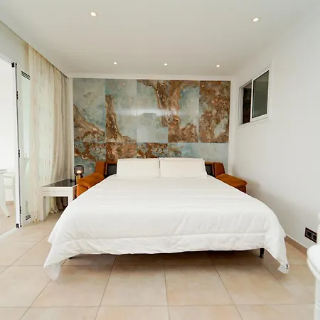 Апартаменты Aquamarina Luxury House By Canarias Prime Homes Моган